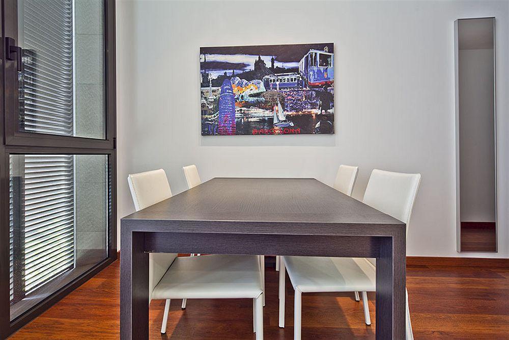 Sleep Urgell By Stay Barcelona Bagian luar foto