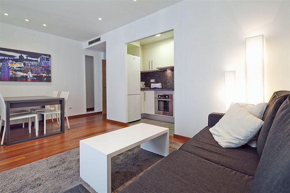 Sleep Urgell By Stay Barcelona Bagian luar foto