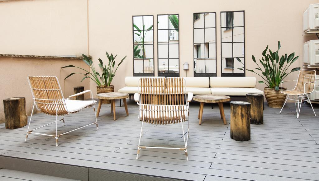 Sleep Urgell By Stay Barcelona Bagian luar foto