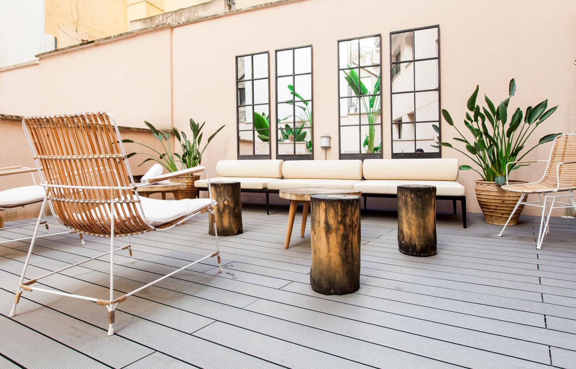 Sleep Urgell By Stay Barcelona Bagian luar foto