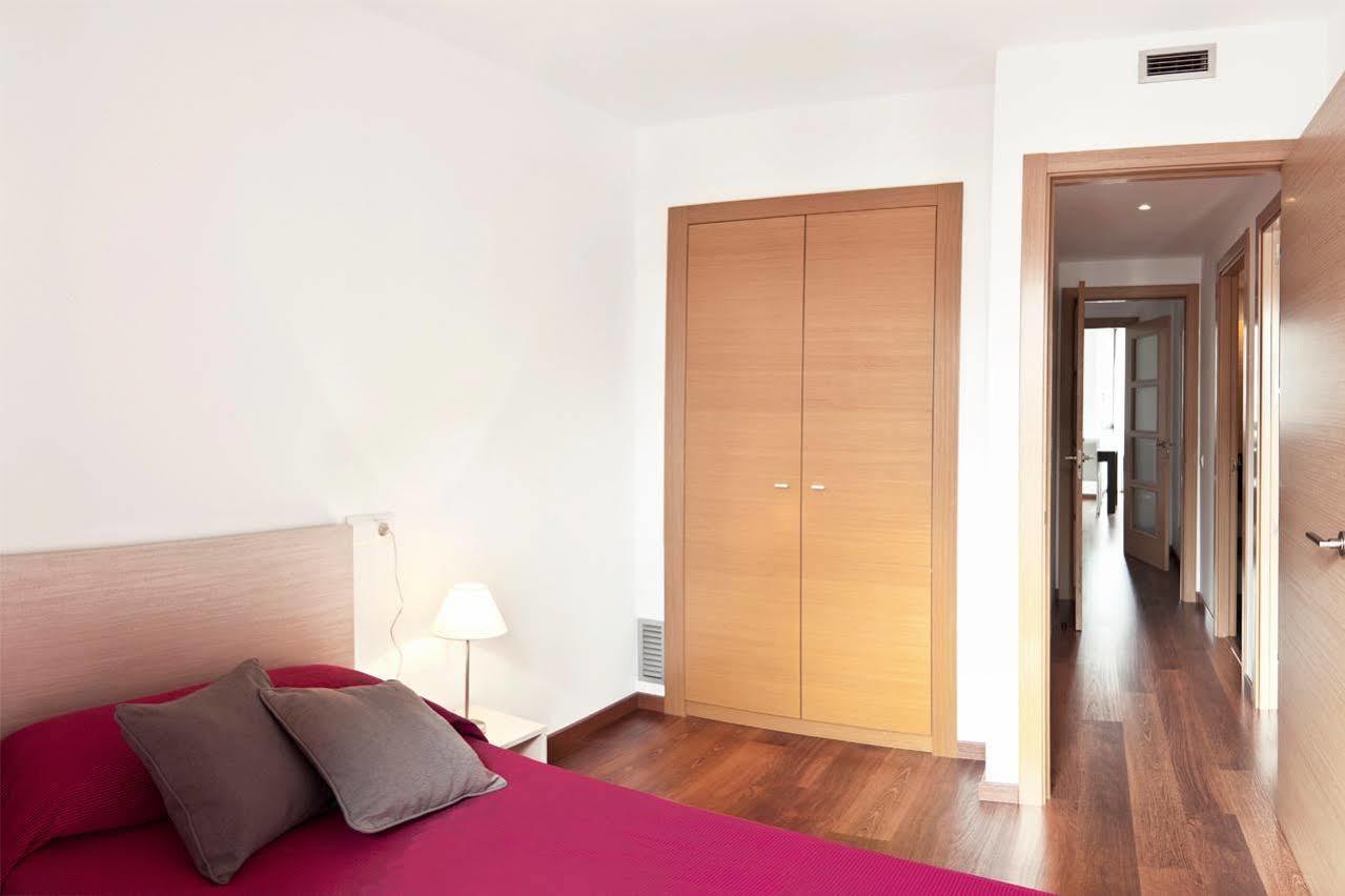 Sleep Urgell By Stay Barcelona Bagian luar foto