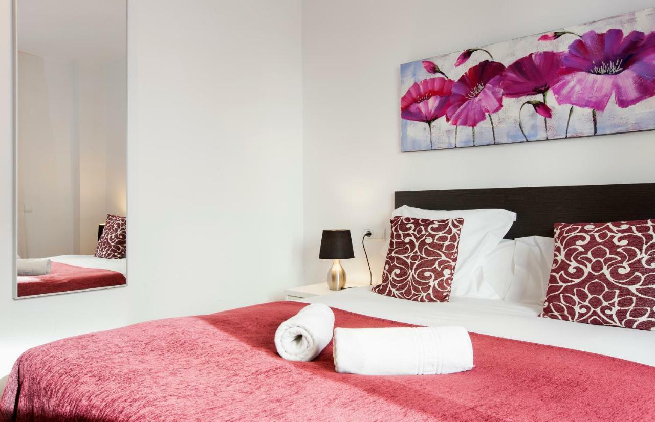 Sleep Urgell By Stay Barcelona Bagian luar foto