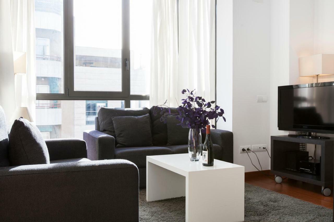 Sleep Urgell By Stay Barcelona Bagian luar foto
